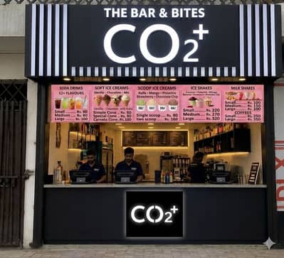 Hiring Fresh & Expert Cone Ice Cream & Ice Shakes Maker