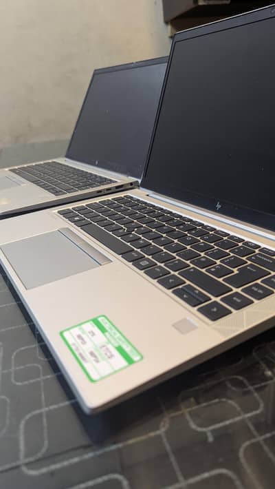 HP elitebook 845 g7 Ryzen 5 4650u 8 256