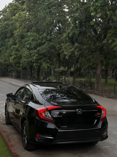 Honda Civic Oriel 2019