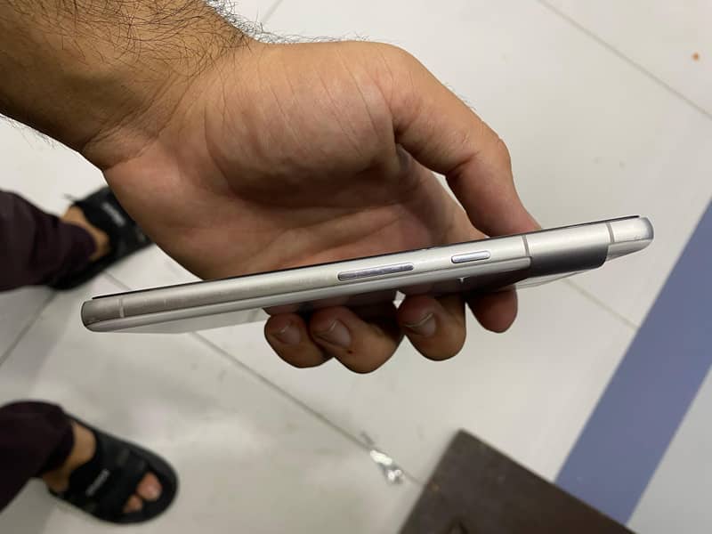 Google Pixel 7 6