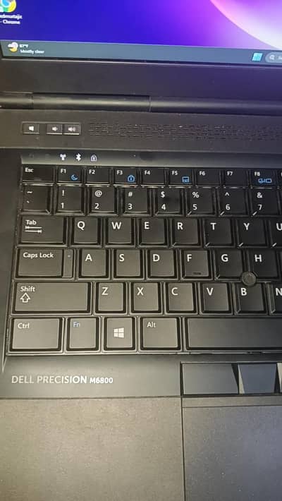 Dell precision m6800 Huge machine corei7 4gen 128ssd hard 320gb