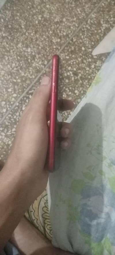 Apple iPhone XR