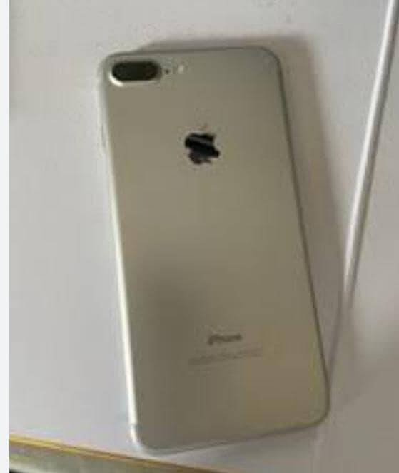 Apple iPhone 7 Plus 3