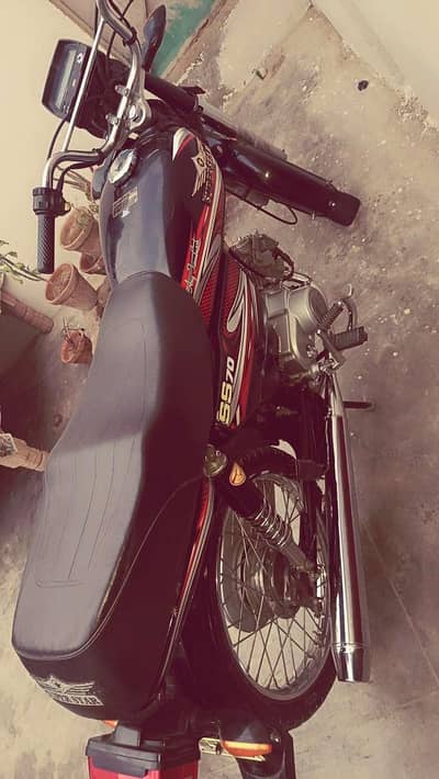 Super star C. D 70 nut to nut geniun garii hai