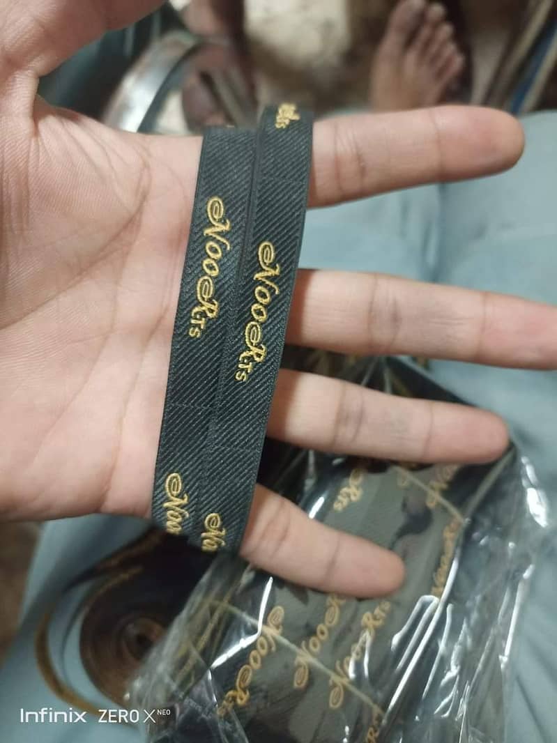label & tag's 4