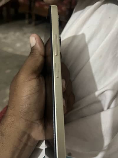 8+4 128 6 manth warranty