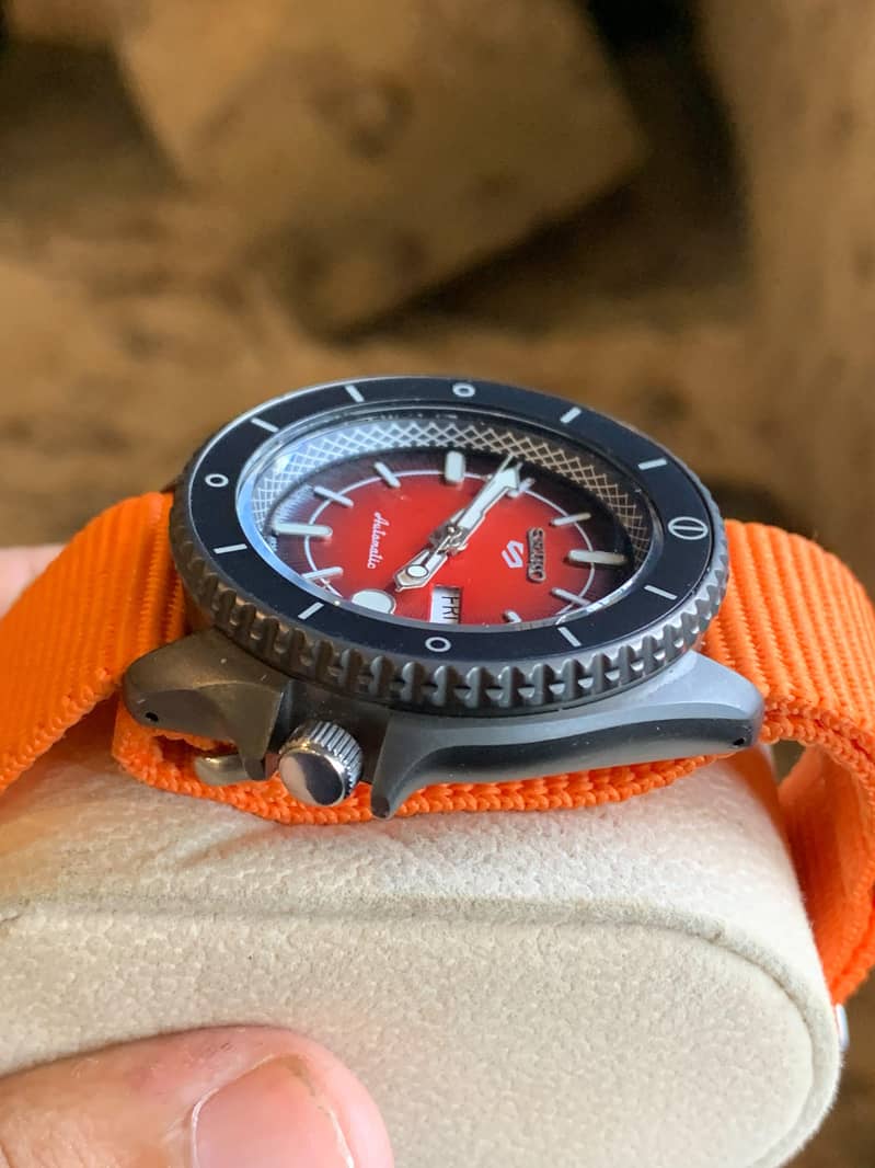 Seiko 5 Automatic 3
