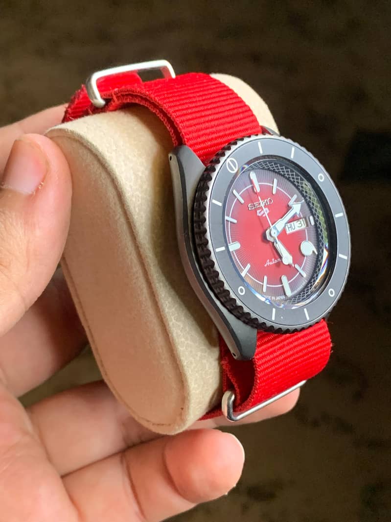 Seiko 5 Automatic 9