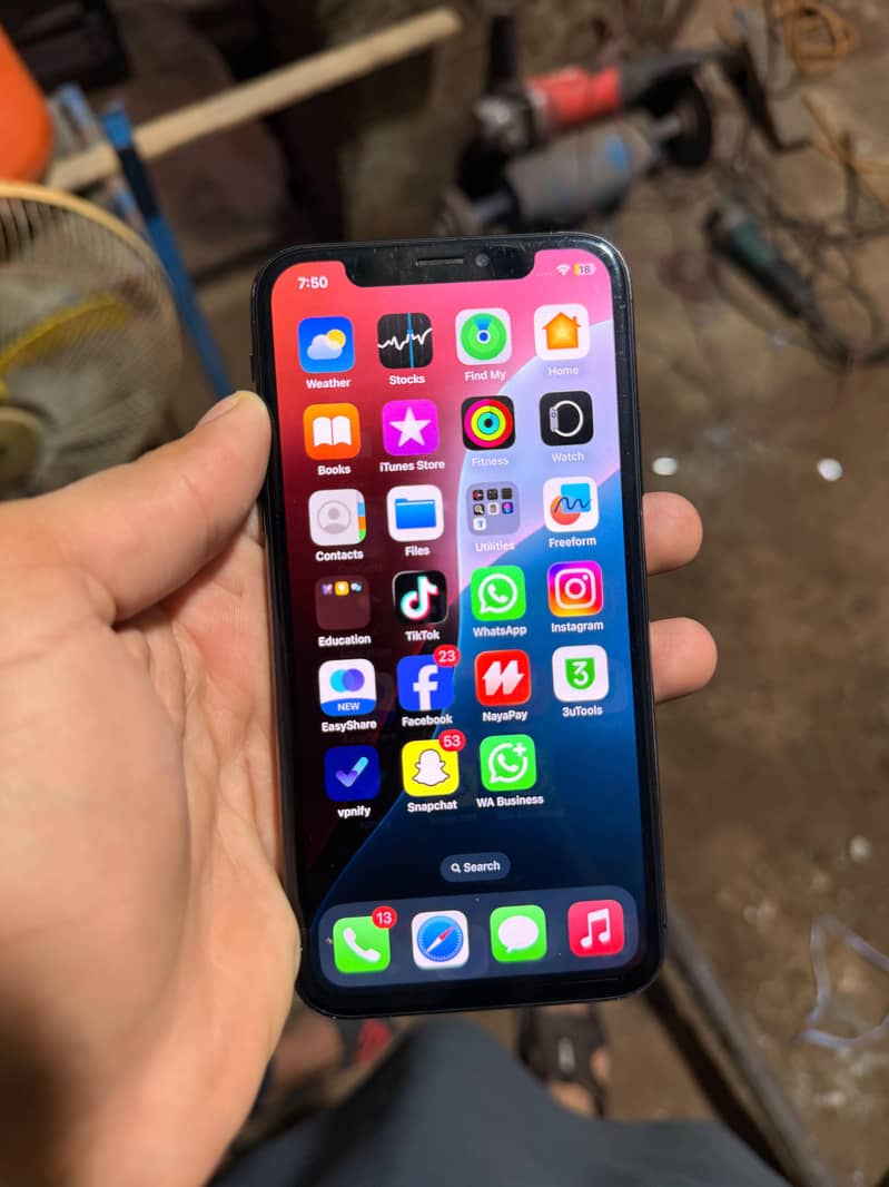Apple iPhone X 1