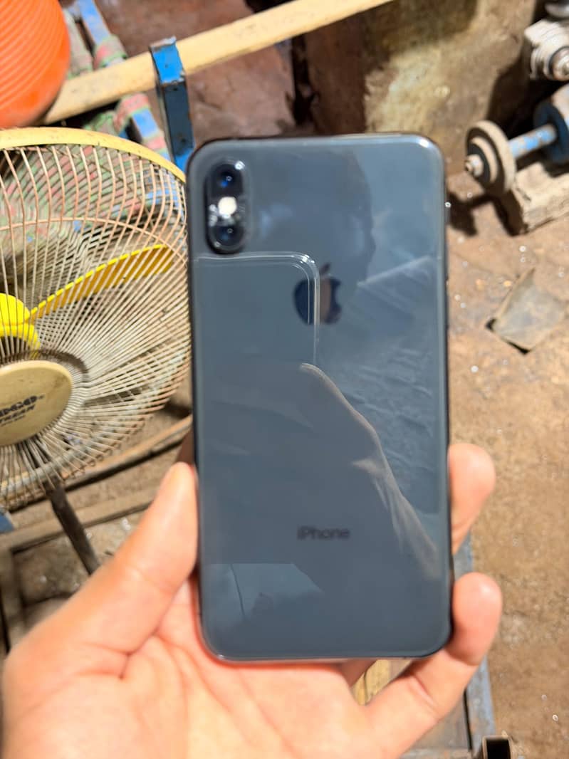 Apple iPhone X 3