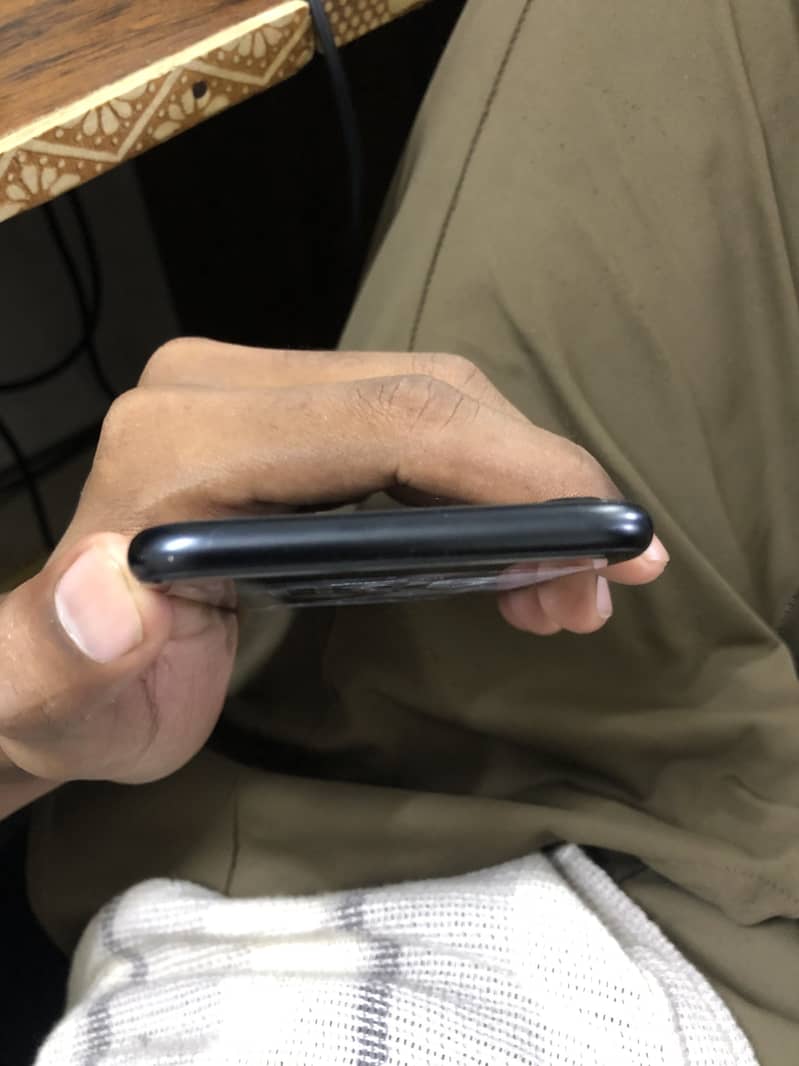 Apple iPhone SE 2