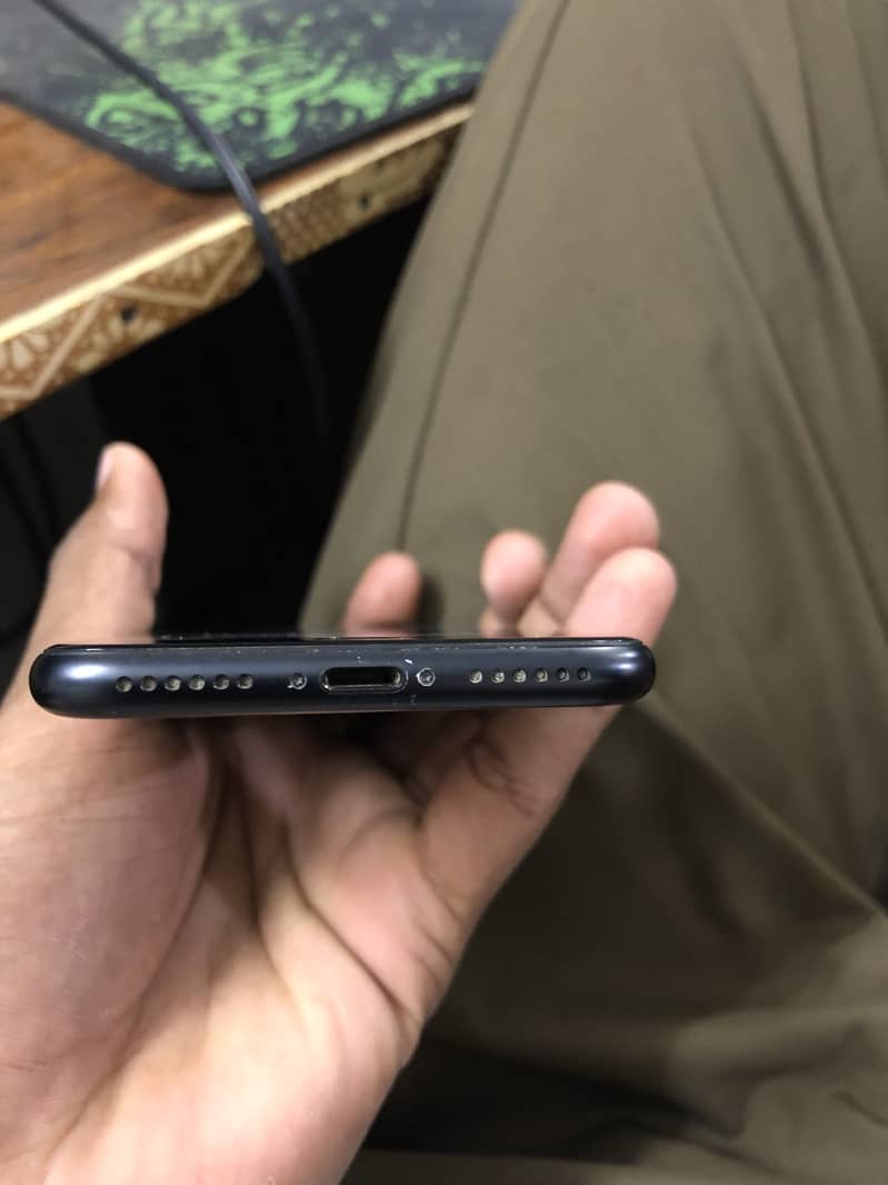 Apple iPhone SE 4