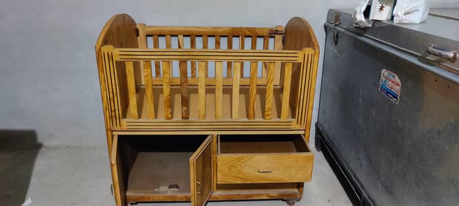 Strong Wooden Baby Cot with Storage – Excellent Condition