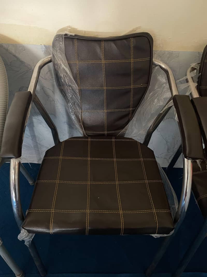 Chair's 0