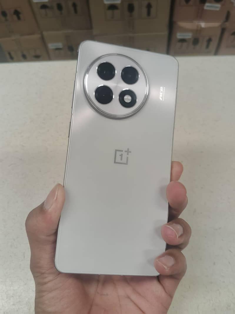 One Plus Ace 5 4