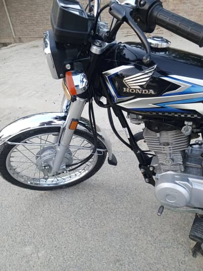 Honda CG 125 bike urgent for sale