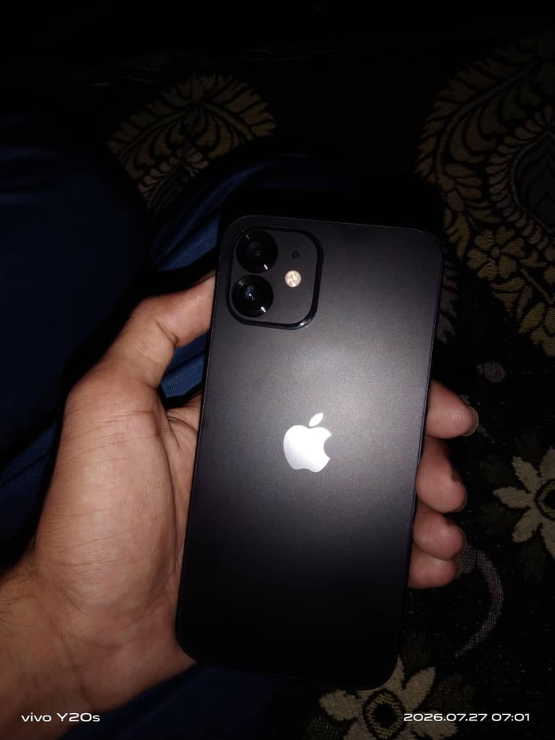 Apple iPhone 12 5