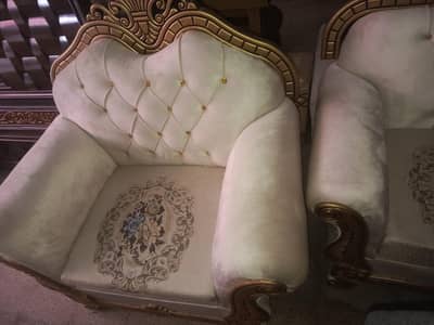 Crown Sofa