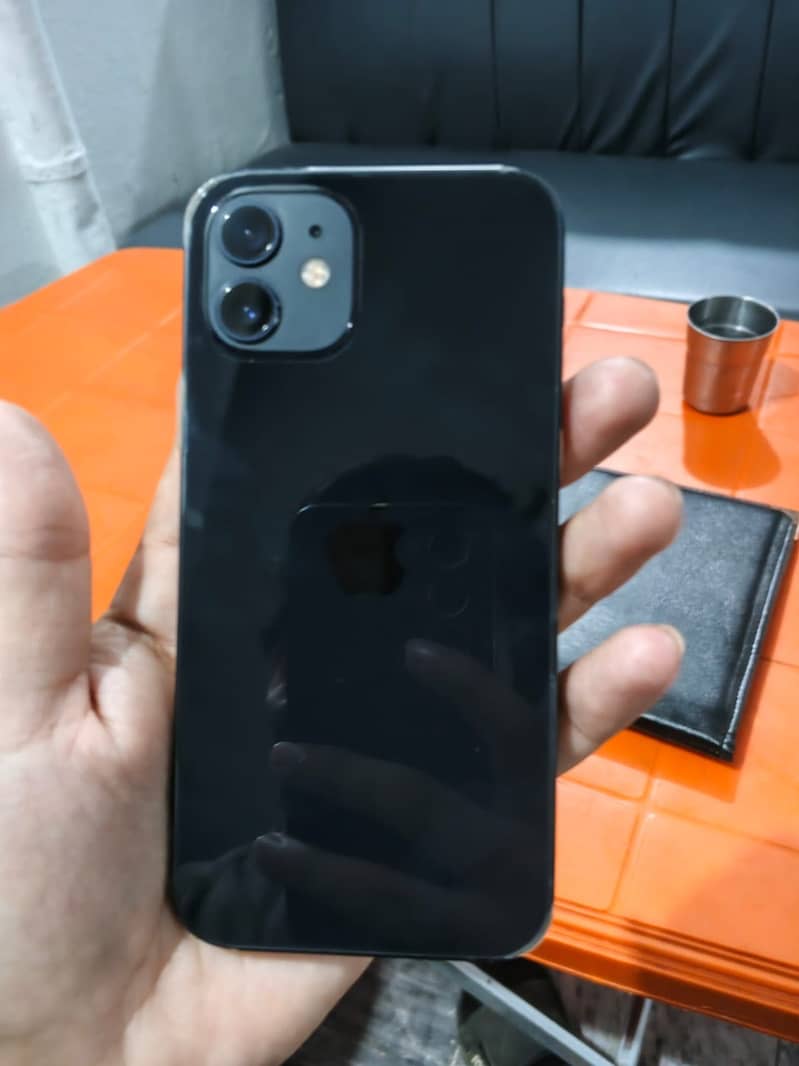 Apple iPhone 12 2