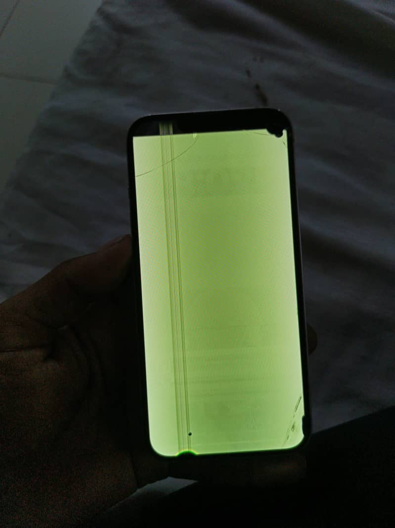 Apple iPhone 13 1