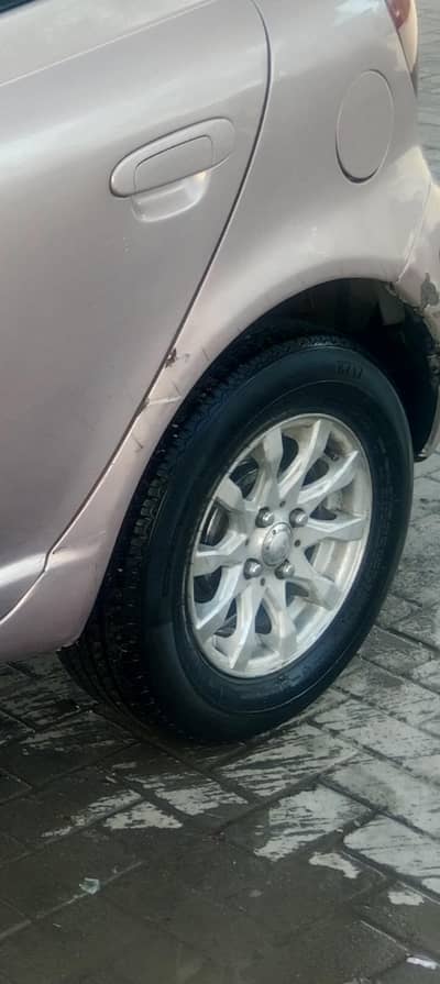 Toyota Vitz 2002
