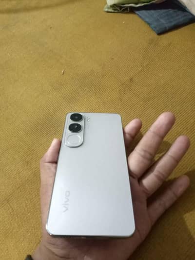 Vivo Y200