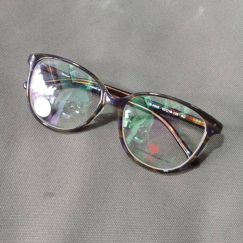 Different Glasses 10