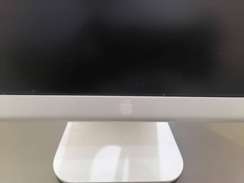 Apple lcd led 1
