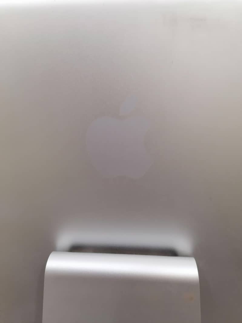 Apple lcd led 6