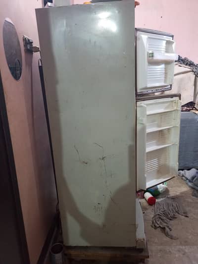 Dawlance fridge