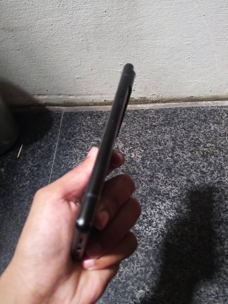 Apple iPhone 12 9