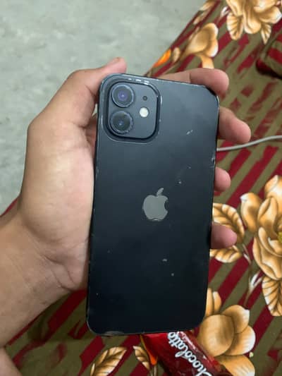 Apple iPhone 12