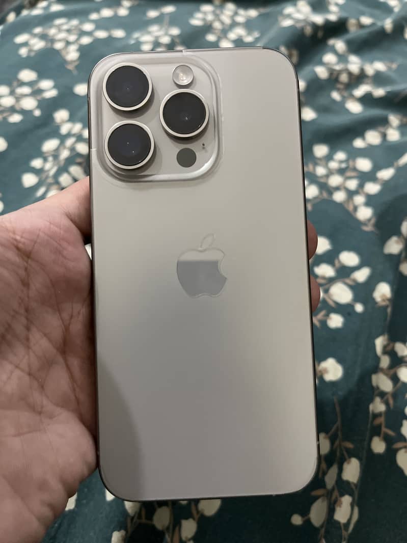 iPhone 15 pro 2