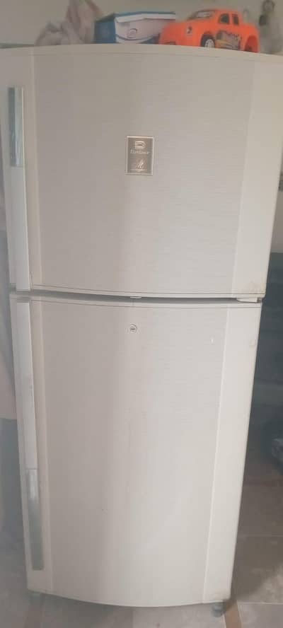 Dawlance Fridge For sale urgent