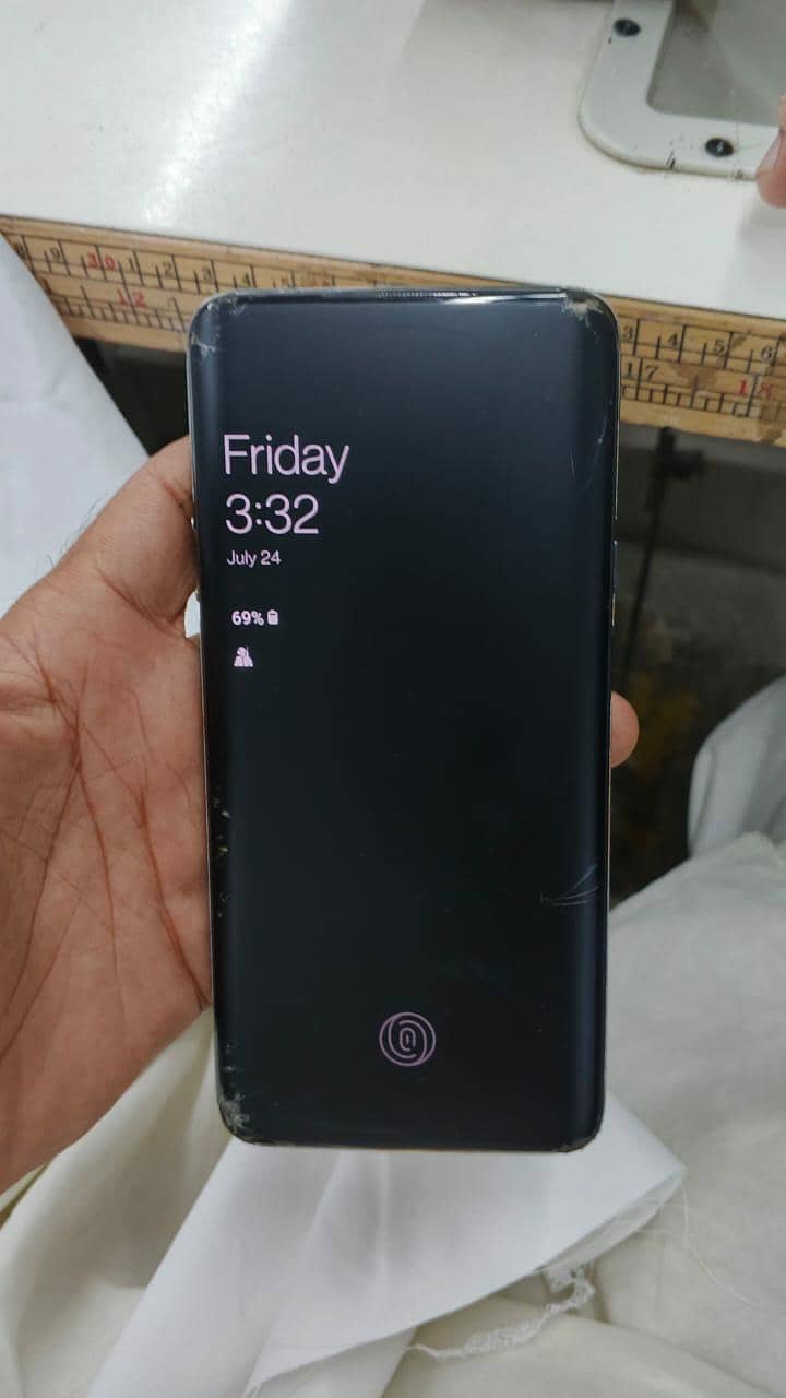 One Plus 7 Pro 1