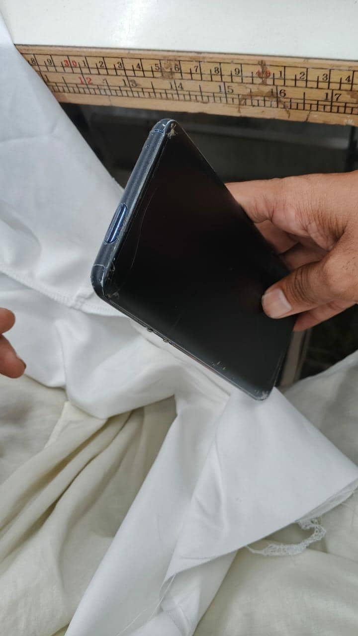 One Plus 7 Pro 3