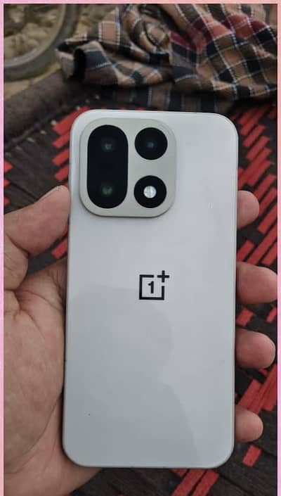 OnePlus 15 16GB RAM 512GB Official PTA Approved
