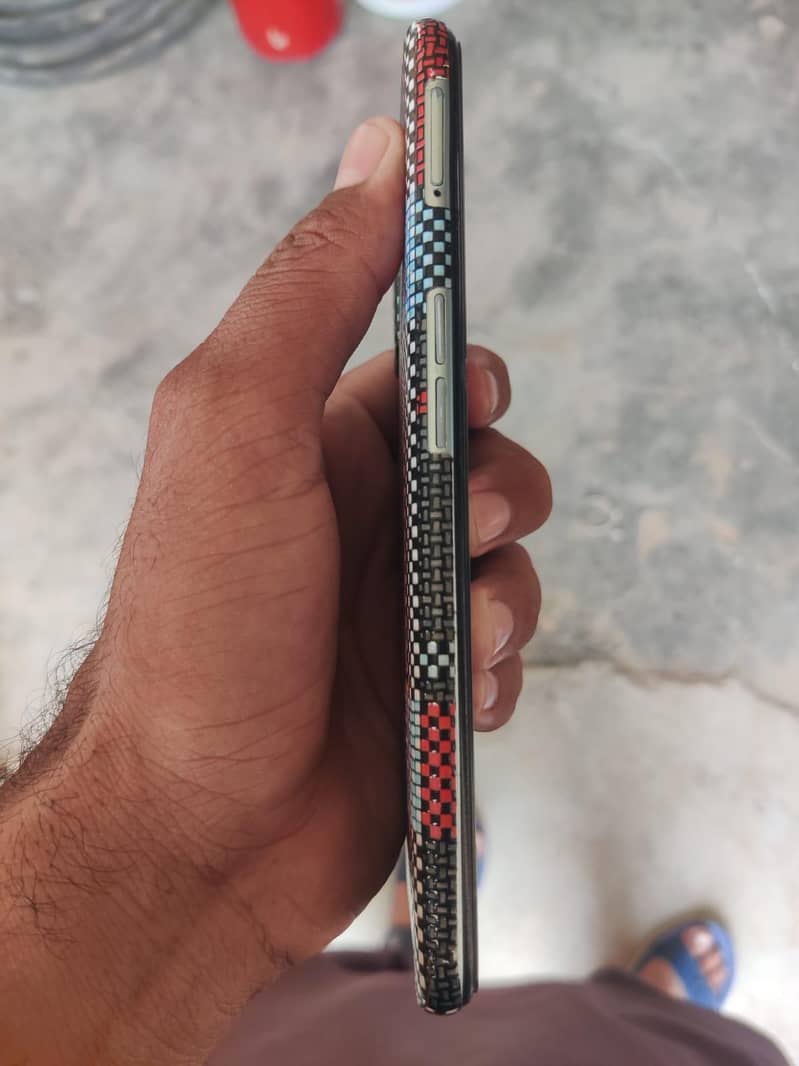 OPPO A76 4