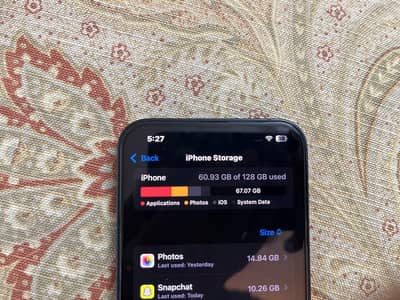 Apple iPhone 13