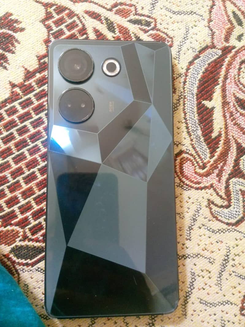 Tecno CAMON 20 Pro 0
