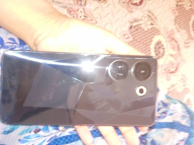 Tecno CAMON 20 Pro 5