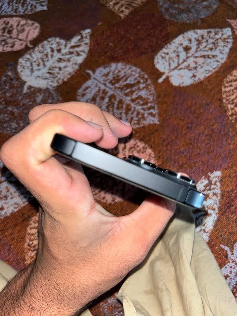 Apple iPhone 14 Pro Max 3