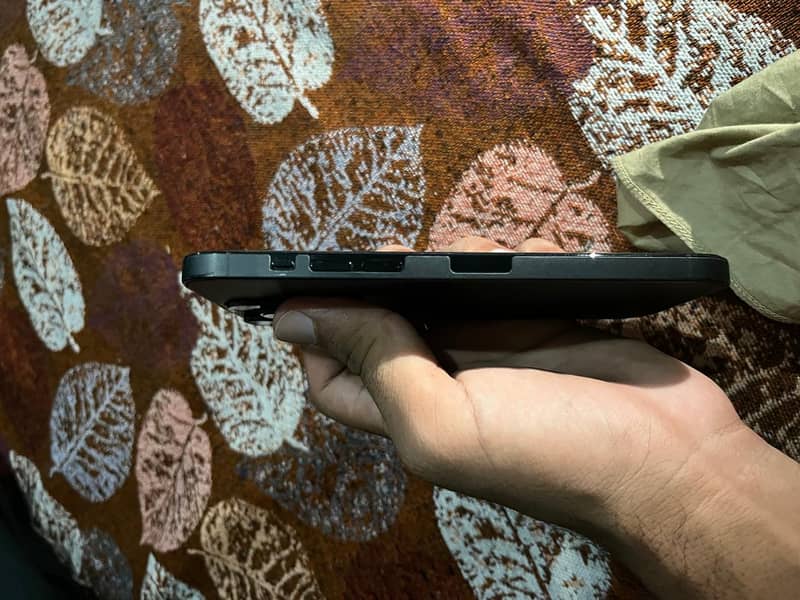 Apple iPhone 14 Pro Max 5
