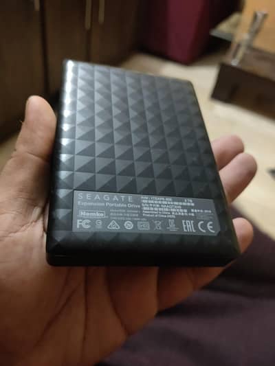 2rb Seagate external hardddive