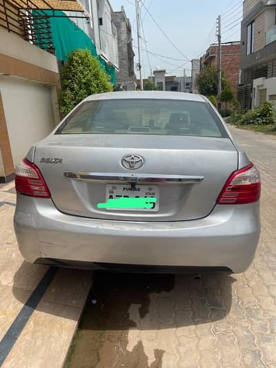 Toyota Belta 2008