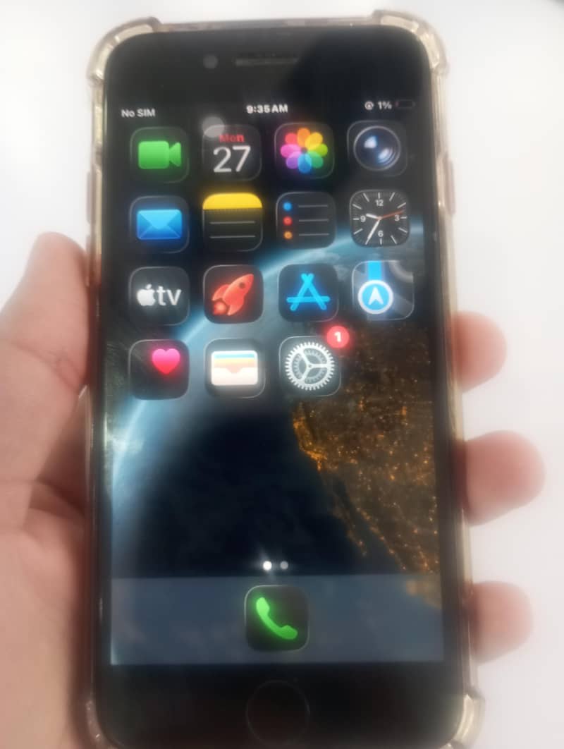Apple iPhone SE 0