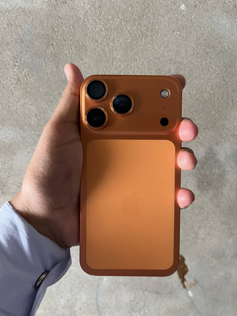 iPhone XR 7