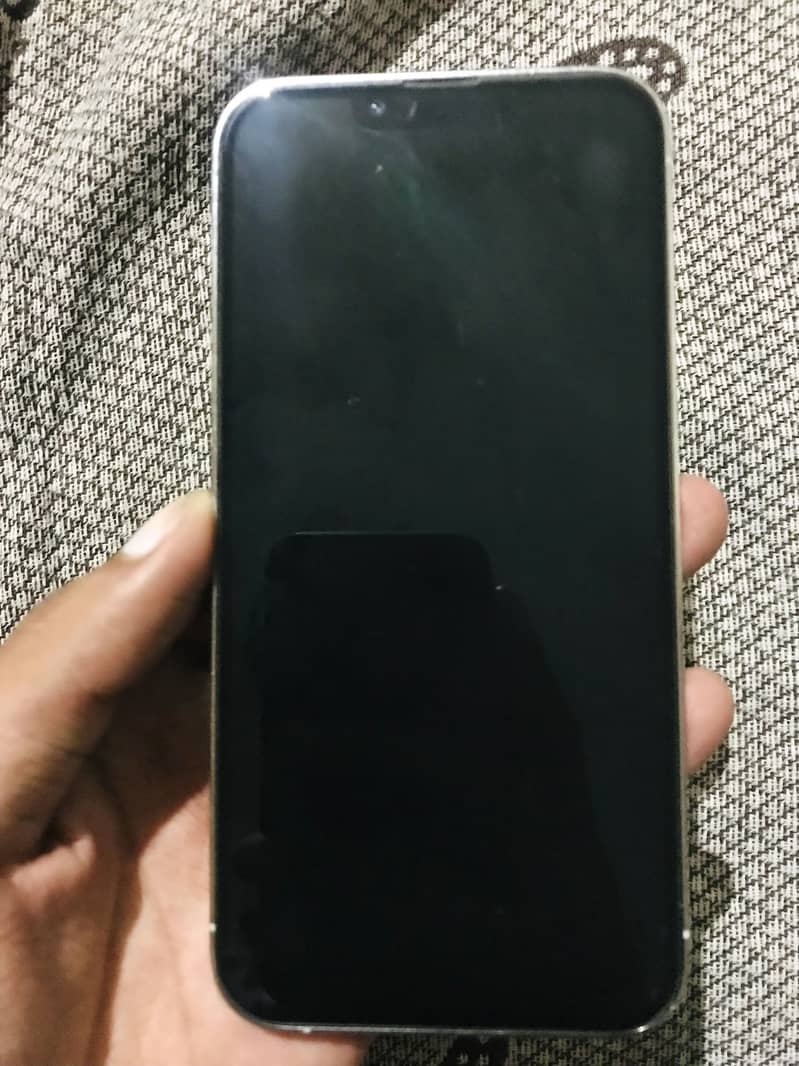 Apple iPhone 13 Pro 4