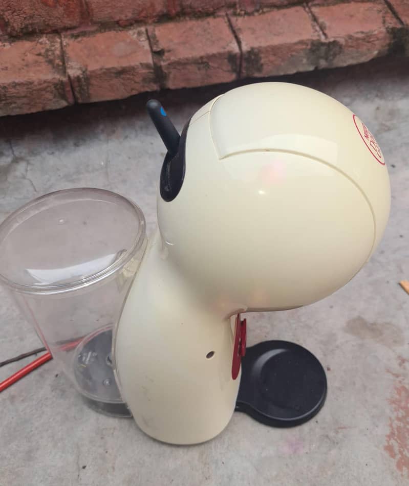 Nescafee Coofee Maker 2