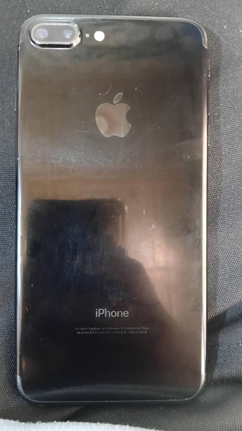 Apple iPhone 7 Plus 1